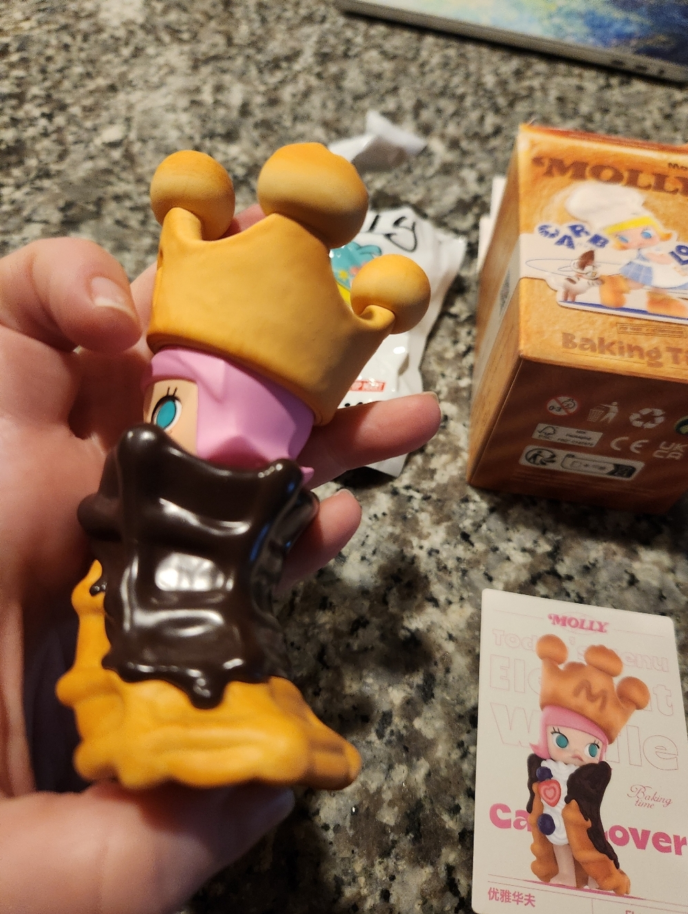 Pop Mart Molly Baking Time Carb Lover Series Blind Box Figure Elegant Waffle - Picture 3 of 11